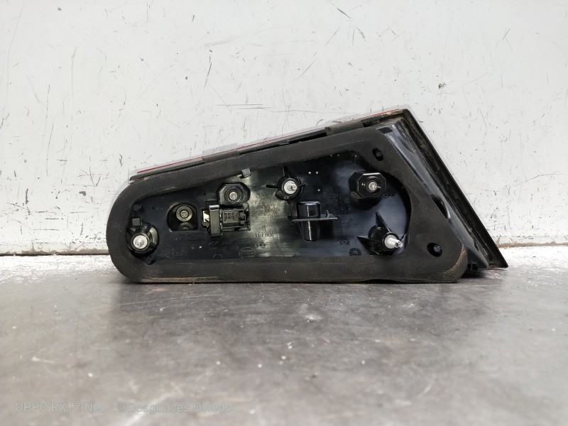 Recambio de piloto trasero derecho interior para audi a3 (8vk) basic referencia OEM IAM AU370PAHIGH 2SV01283202 8V3945094E