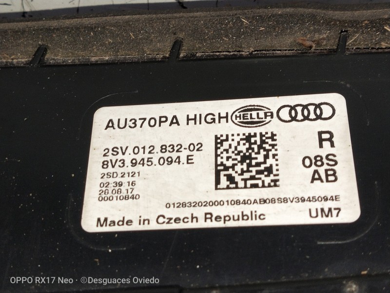 Recambio de piloto trasero derecho interior para audi a3 (8vk) basic referencia OEM IAM AU370PAHIGH 2SV01283202 8V3945094E