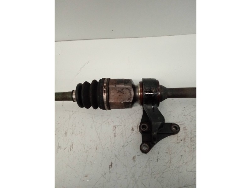 Recambio de transmision delantera derecha para kia shuma ii 1.6 cat referencia OEM IAM   