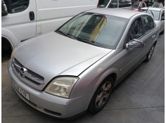opel vectra c berlina del año 2004