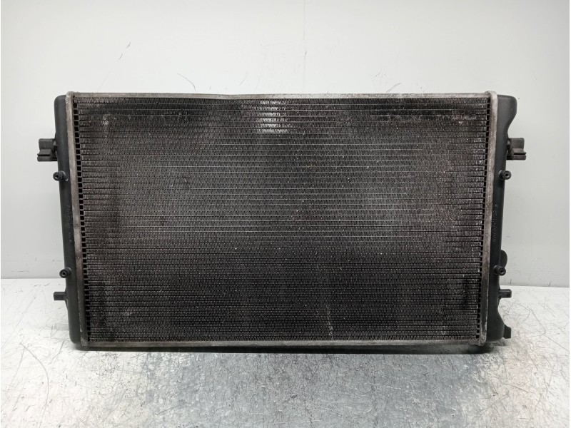 Recambio de radiador agua para volkswagen golf iv berlina (1j1) 1.9 tdi referencia OEM IAM 1J0121253P  