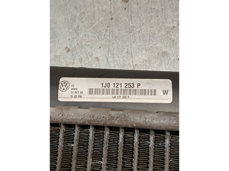 Recambio de radiador agua para volkswagen golf iv berlina (1j1) 1.9 tdi referencia OEM IAM 1J0121253P  