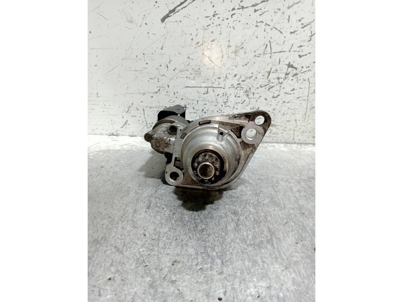 Recambio de motor arranque para skoda yeti ambition referencia OEM IAM 0AH911023A 0001120410 BOSCH