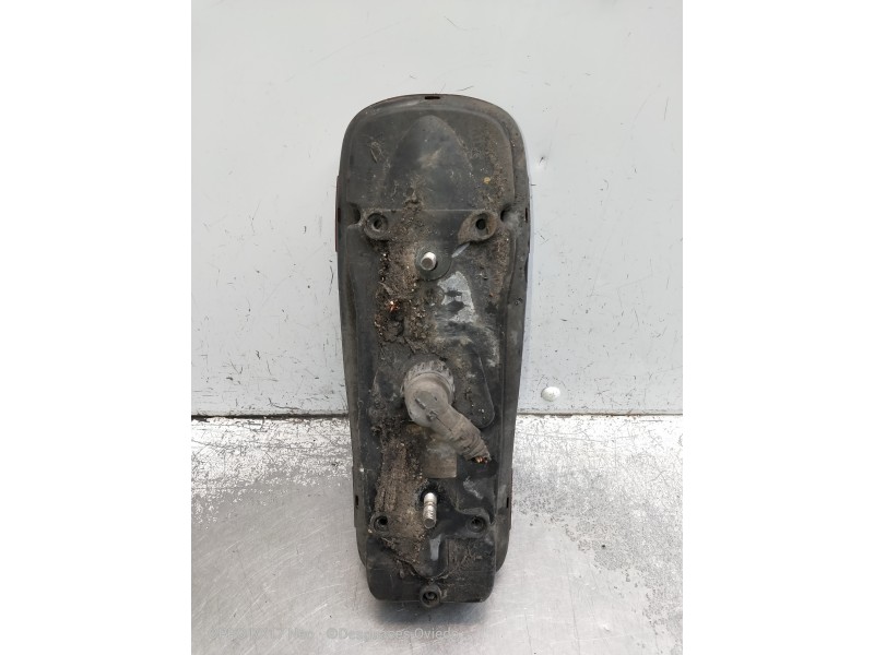 Recambio de piloto trasero izquierdo para nissan cabstar e 2.7 td referencia OEM IAM   