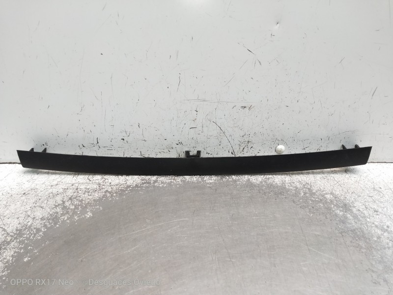 Recambio de rejilla delantera para ford fiesta berl./courier referencia OEM IAM   