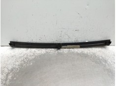 Recambio de rejilla delantera para ford fiesta berl./courier referencia OEM IAM    2