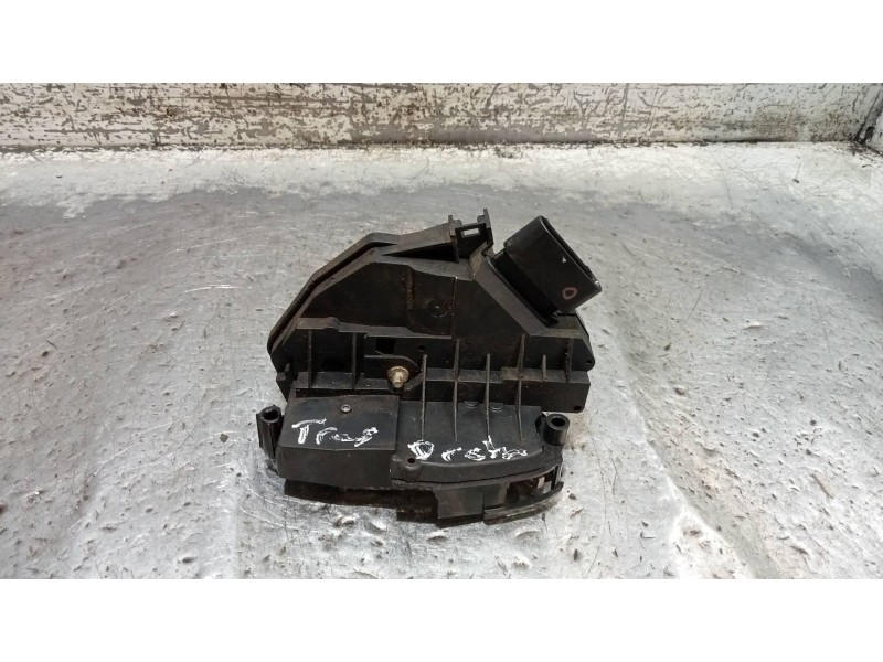 Recambio de motor cierre centralizado trasero derecho para ford fiesta (ccn) 1.25 16v cat referencia OEM IAM AM5AR26412AF  