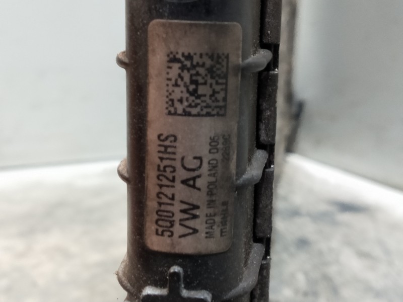 Recambio de radiador agua para audi a3 (8vk) basic referencia OEM IAM 5Q0121251HS  