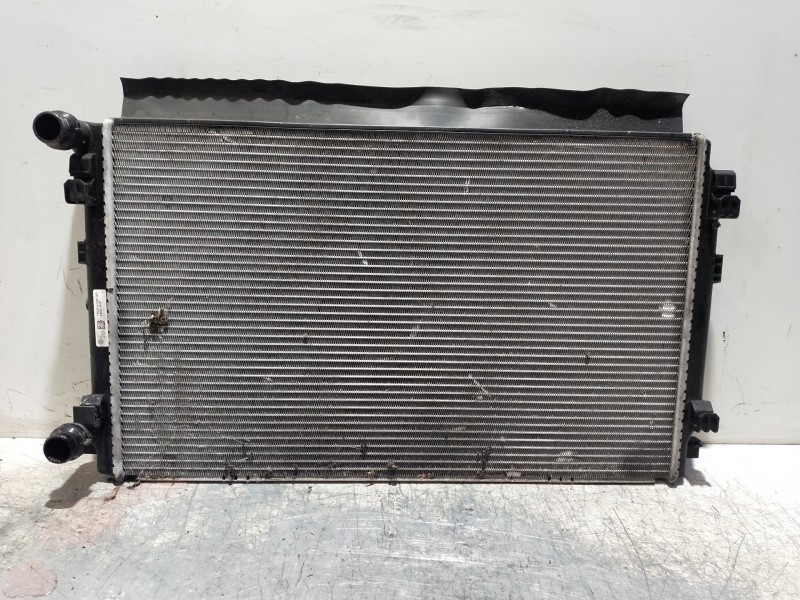 Recambio de radiador agua para audi a3 (8vk) basic referencia OEM IAM 5Q0121251GD 04091836 