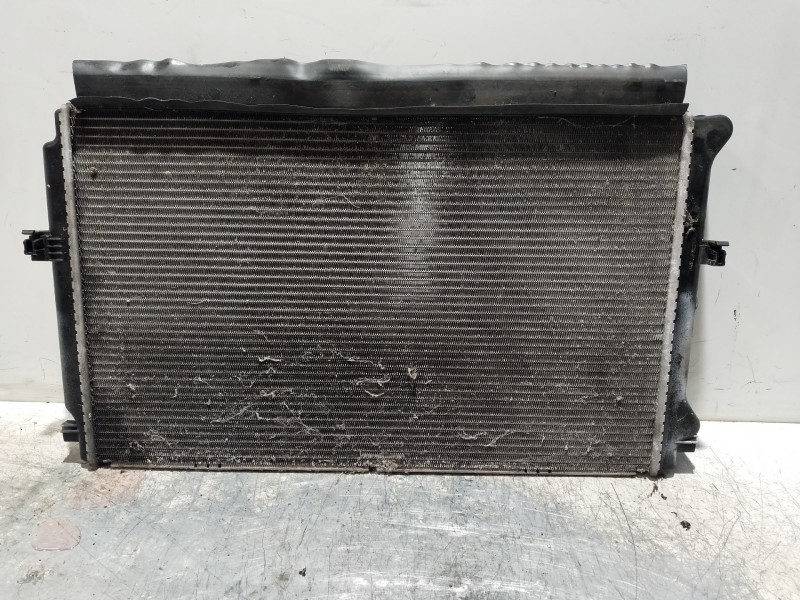 Recambio de radiador agua para audi a3 (8vk) basic referencia OEM IAM 5Q0121251GD 04091836 