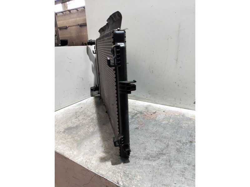 Recambio de radiador agua para audi a3 (8vk) basic referencia OEM IAM 5Q0121251GD 04091836 