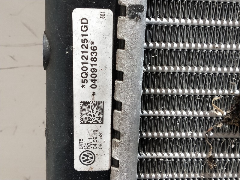 Recambio de radiador agua para audi a3 (8vk) basic referencia OEM IAM 5Q0121251GD 04091836 