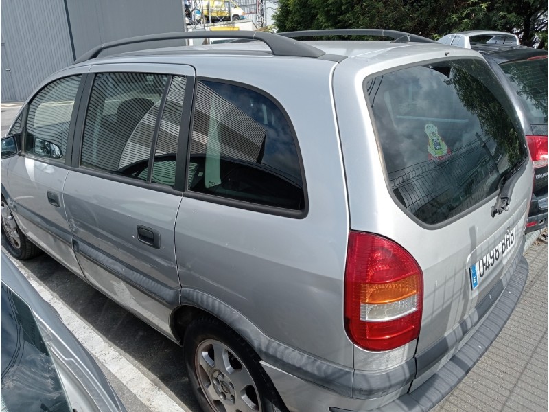 opel zafira a del año 2001
