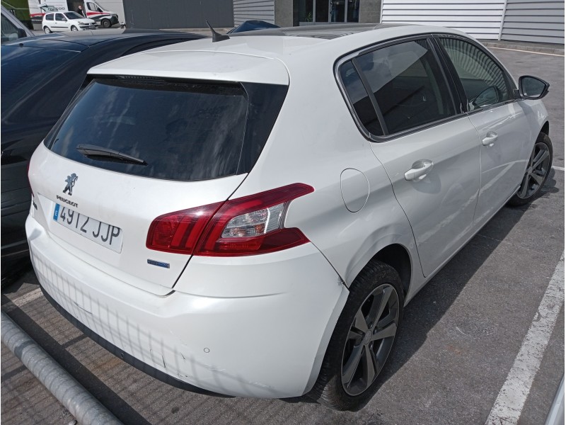 peugeot 308 del año 2015