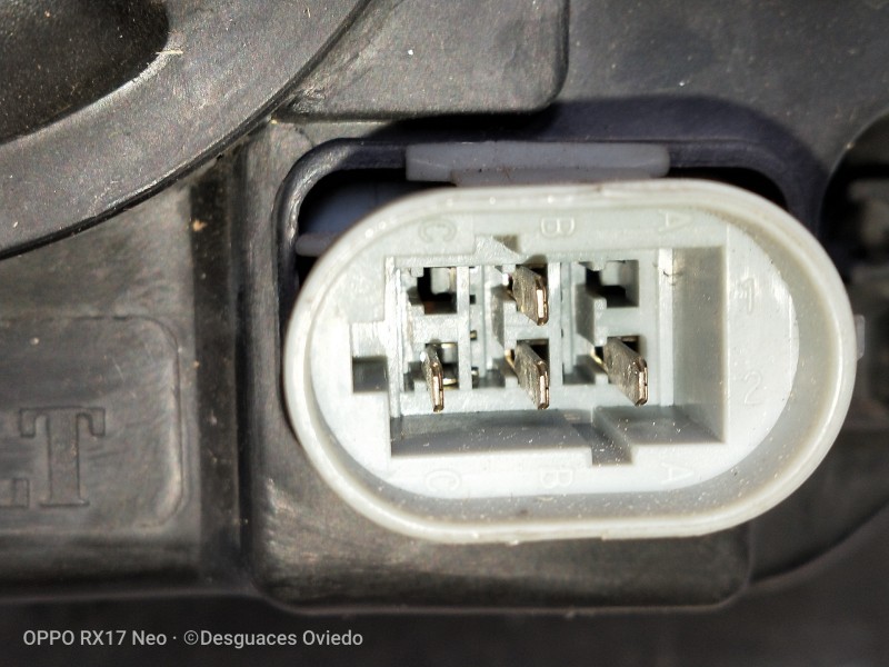 Recambio de faro derecho para renault megane i berlina hatchback (ba0) referencia OEM IAM 7700427870G 67743620 