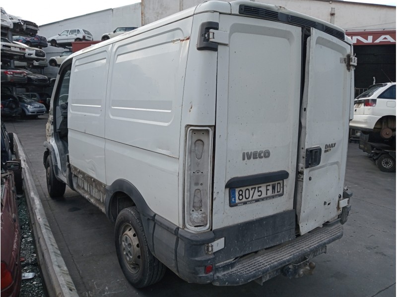 iveco daily caja cerrada (2006 =>) del año 2007