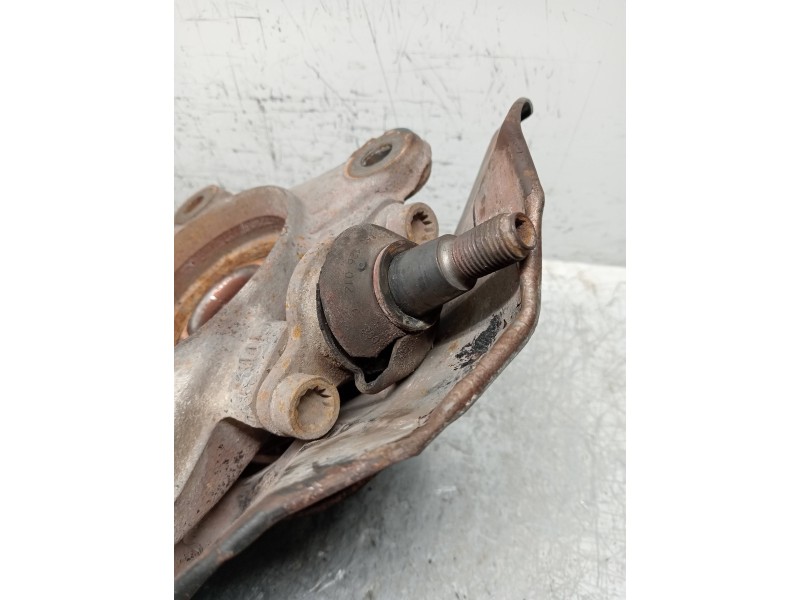 Recambio de mangueta delantera izquierda para volkswagen t5 transporter/furgoneta combi referencia OEM IAM   