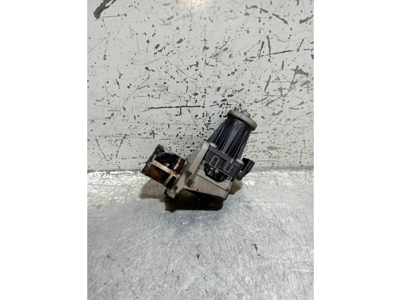 Recambio de valvula egr para renault kangoo profesional referencia OEM IAM 147105308R 8200129863 