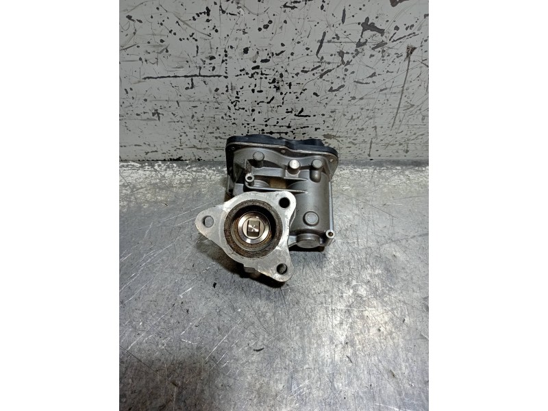 Recambio de valvula egr para renault kangoo profesional referencia OEM IAM 147104647R 8201143495 DENSO