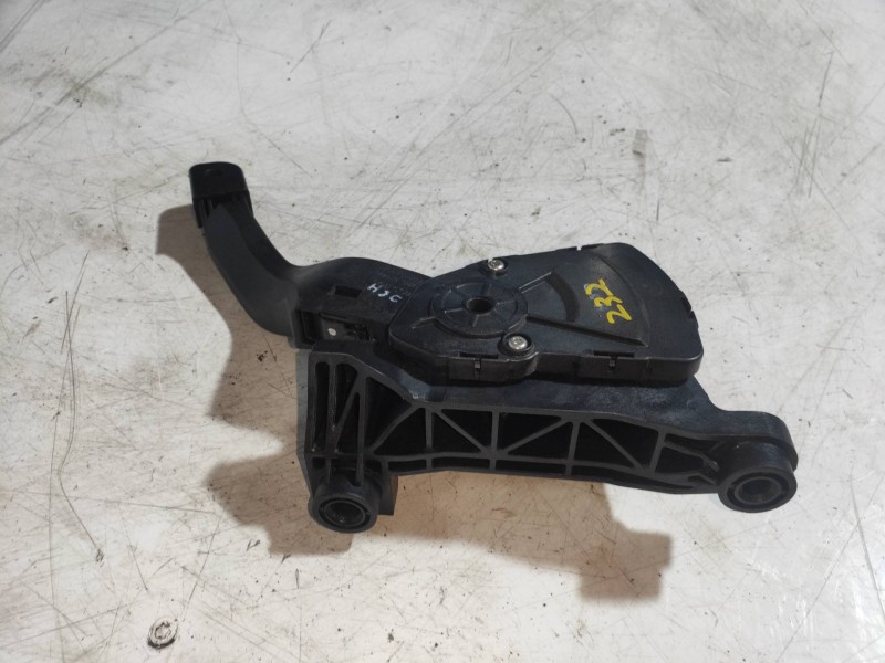 Recambio de potenciometro pedal para hyundai i40 cw gl tecno referencia OEM IAM   
