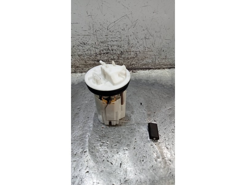 Recambio de bomba combustible para ford fiesta (ccn) 1.25 16v cat referencia OEM IAM 0580200498 C1B19H307BE 