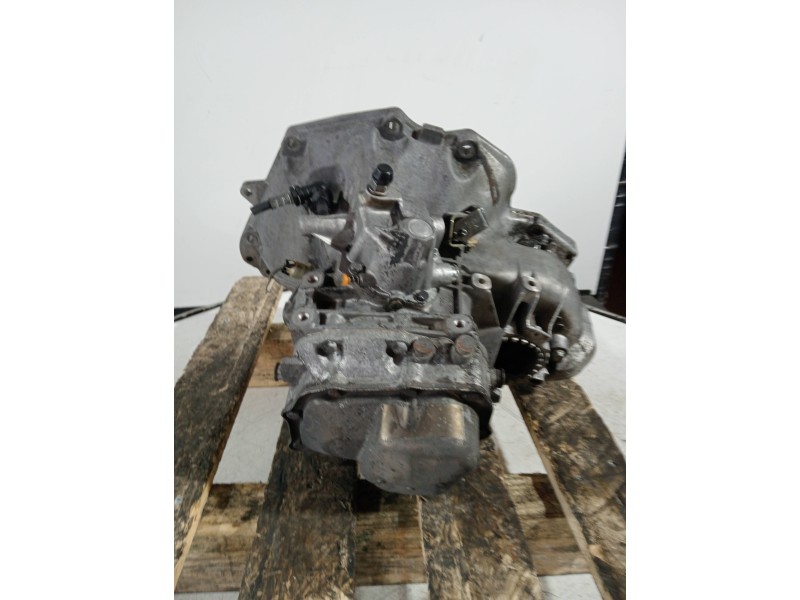 Recambio de caja cambios para opel corsa c club referencia OEM IAM F13W355 B27512 5V
