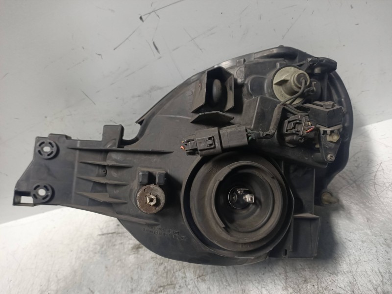 Recambio de faro derecho para subaru impreza g11 (gd/gg) 2.0 cat referencia OEM IAM   