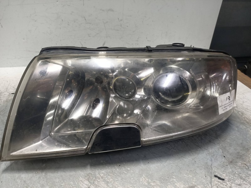 Recambio de faro izquierdo para skoda superb (3u4) 1.9 tdi referencia OEM IAM   