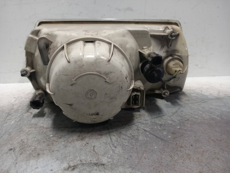Recambio de faro derecho para skoda favorit (781) ls referencia OEM IAM   