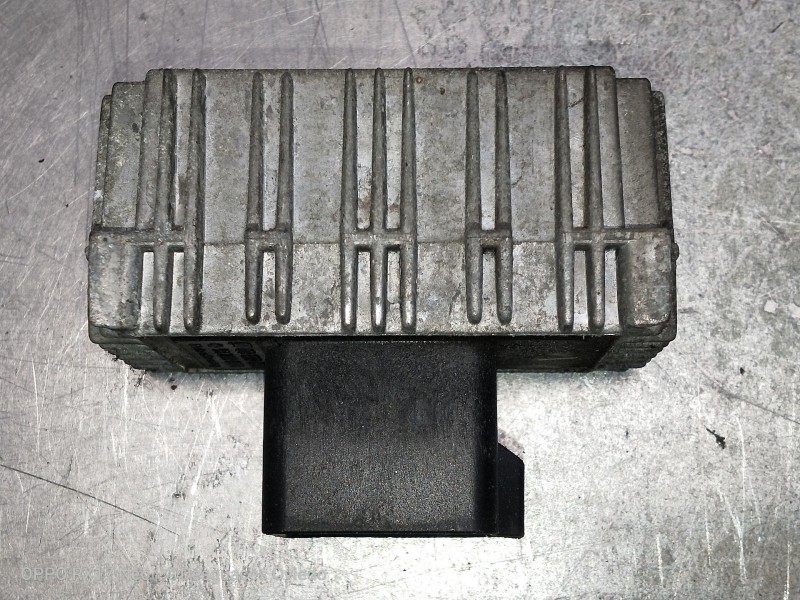 Recambio de caja precalentamiento para opel corsa c club referencia OEM IAM 51299008 09132091 