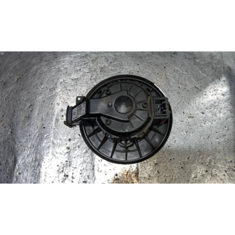 Recambio de motor calefaccion para ford fiesta (ccn) 1.25 16v cat referencia OEM IAM 0130115551 VP8E2H18456AB 