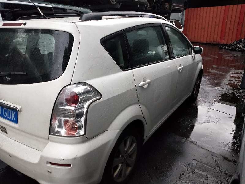 toyota corolla verso (r1) del año 2008