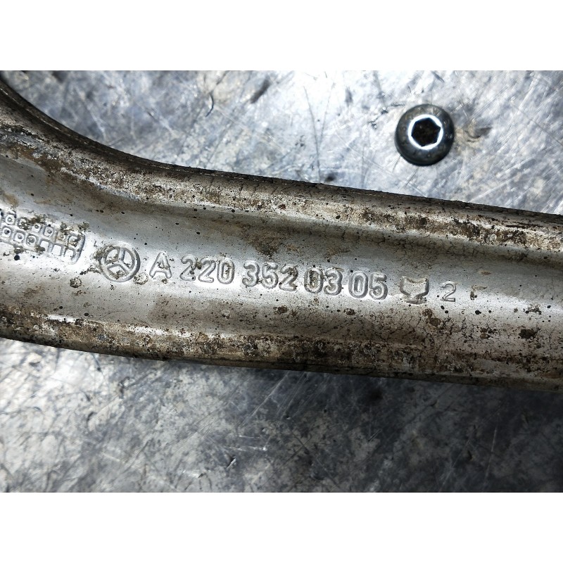 Recambio de brazo suspension superior trasero derecho para mercedes clase cl (w215) coupe 600 (215.378) referencia OEM IAM A2203