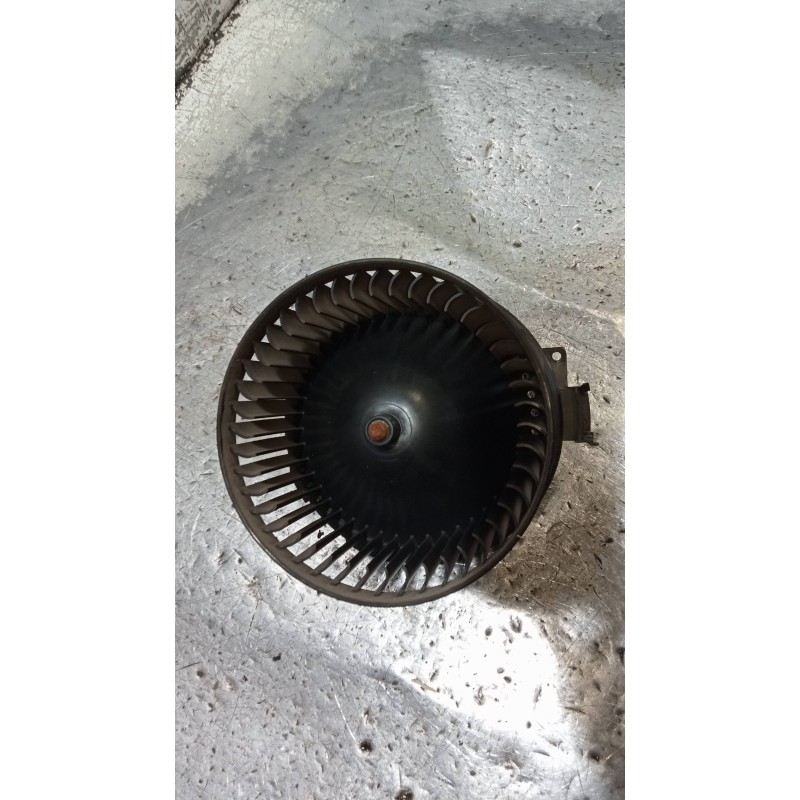 Recambio de motor calefaccion para ford fiesta (ccn) 1.25 16v cat referencia OEM IAM 0130115551 VP8E2H18456AB 