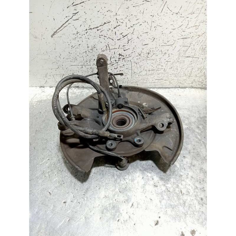 Recambio de mangueta trasera derecha para mercedes clase cl (w215) coupe 600 (215.378) referencia OEM IAM A2203571005  