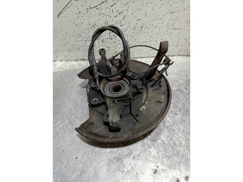 Recambio de mangueta trasera derecha para mercedes clase cl (w215) coupe 600 (215.378) referencia OEM IAM A2203571005  