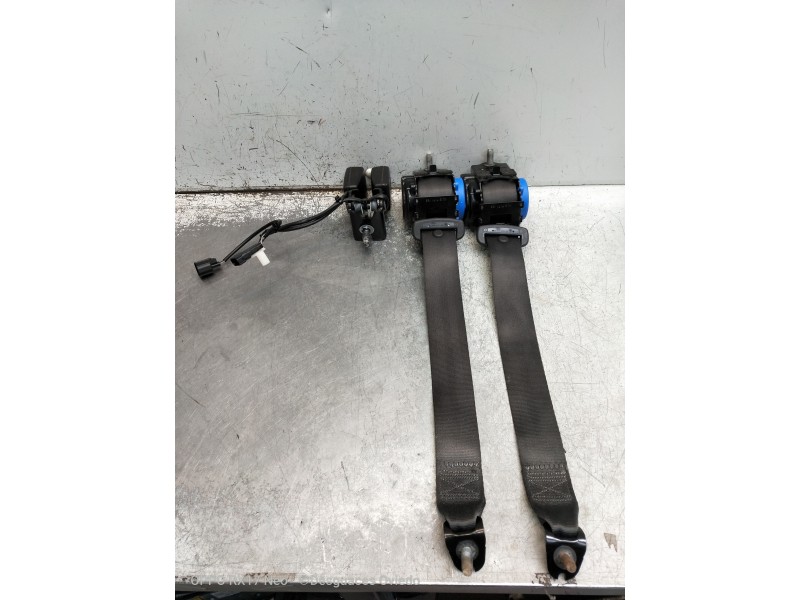 Recambio de juego cinturones trasero para ford mondeo lim. 1.5 ecoboost cat referencia OEM IAM MJ2686133  