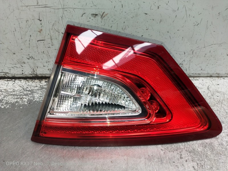 Recambio de piloto trasero derecho interior para ford mondeo lim. 1.5 ecoboost cat referencia OEM IAM CD391DLLRH 21040406 22020