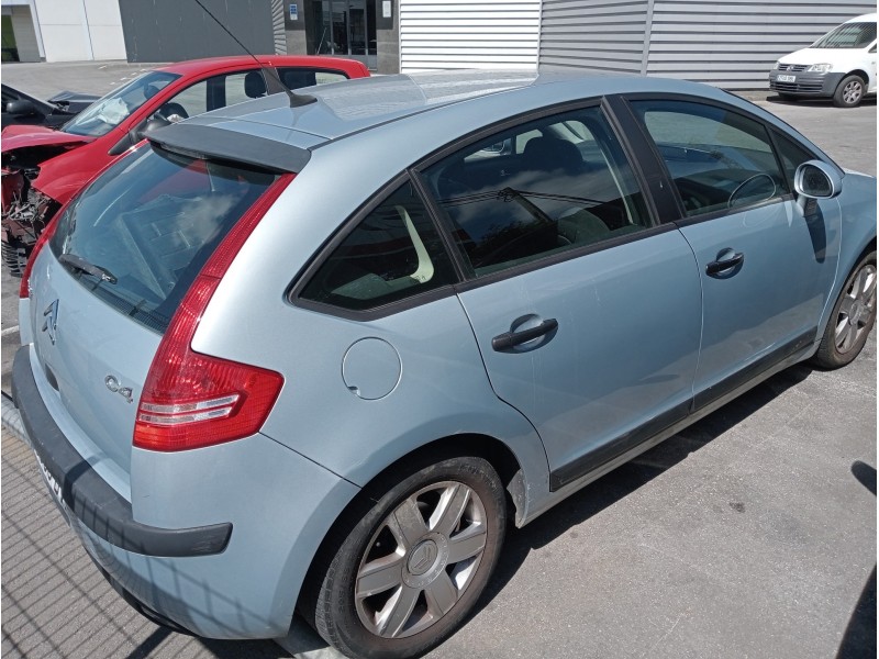 citroen c4 berlina del año 2006