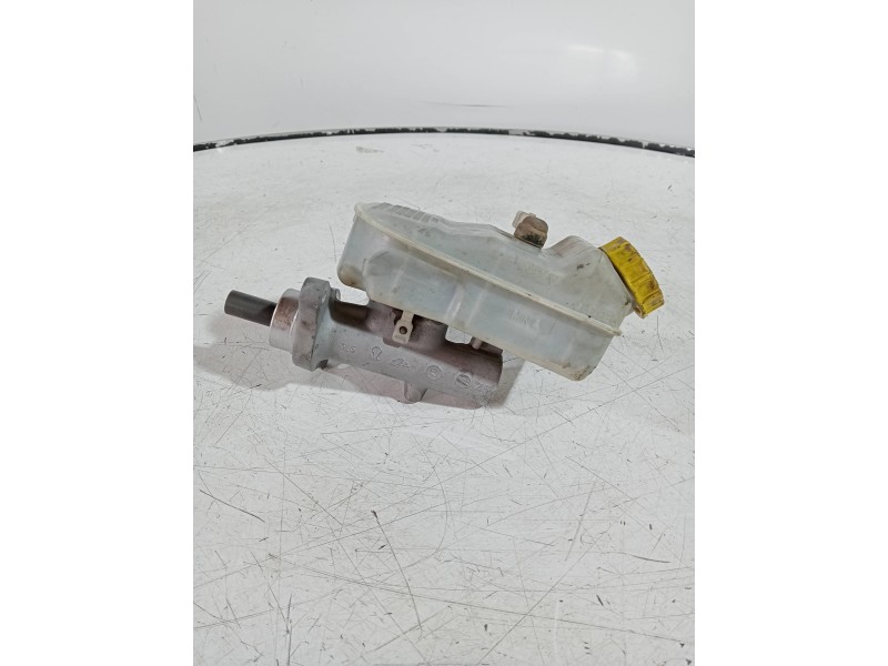 Recambio de bomba freno para volkswagen t5 transporter/furgoneta combi referencia OEM IAM 7H0611303B  