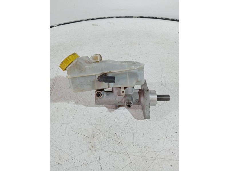 Recambio de bomba freno para volkswagen t5 transporter/furgoneta combi referencia OEM IAM 7H0611303B  