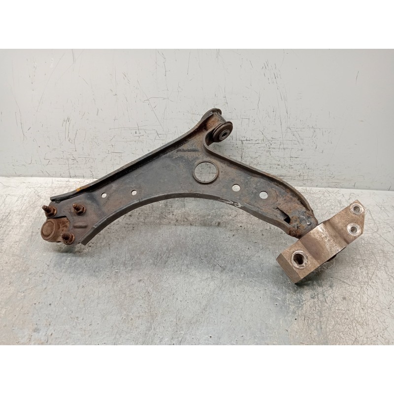 Recambio de brazo suspension inferior delantero derecho para volkswagen caddy ka/kb (2k) kombi referencia OEM IAM 1K0407853E  