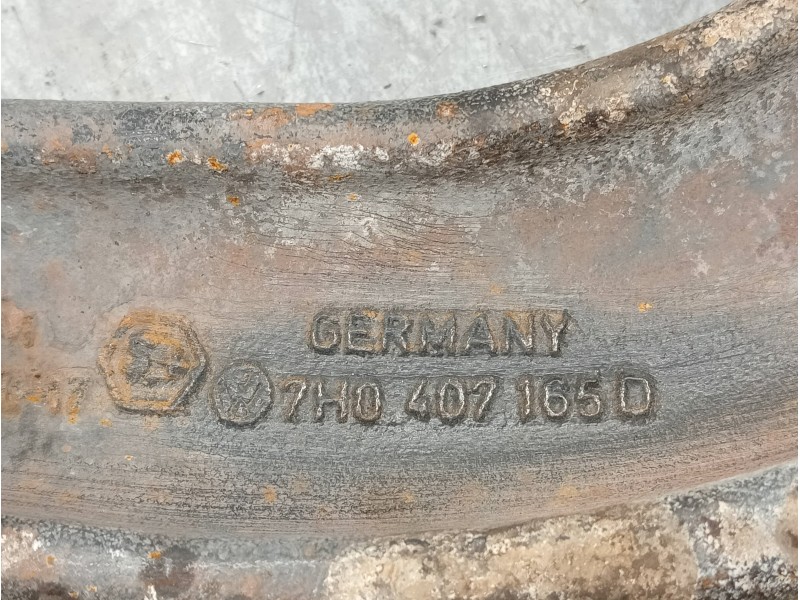 Recambio de brazo suspension inferior delantero izquierdo para volkswagen t5 transporter/furgoneta combi referencia OEM IAM 7H04