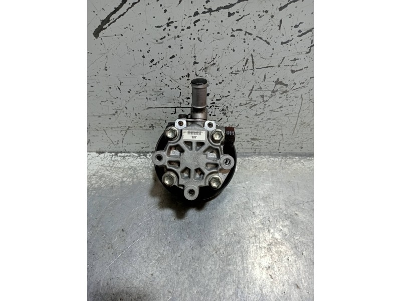 Recambio de bomba direccion para opel insignia berlina cosmo referencia OEM IAM 13273784  