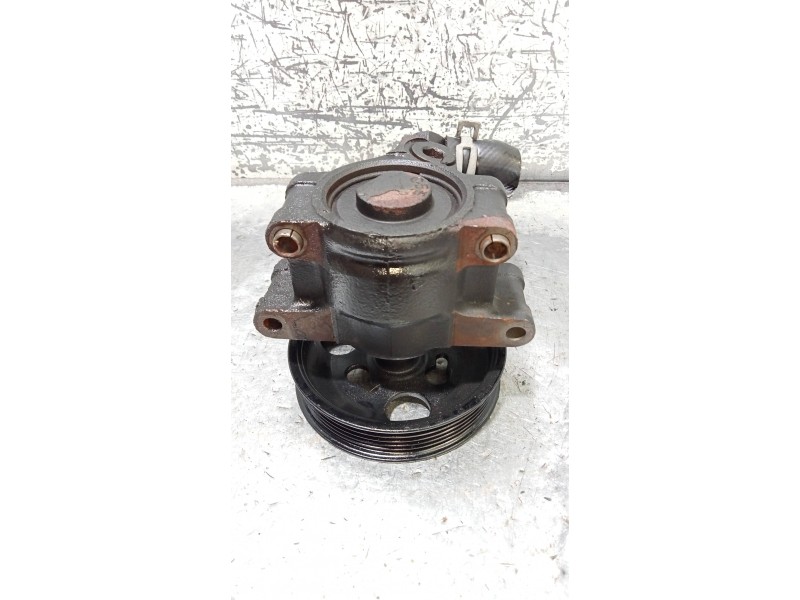 Recambio de bomba direccion para ford fiesta berlina (dx) ambiente referencia OEM IAM   