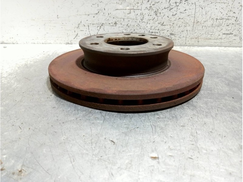 Recambio de disco freno delantero para mercedes sprinter 02.00  caja cerrada referencia OEM IAM   