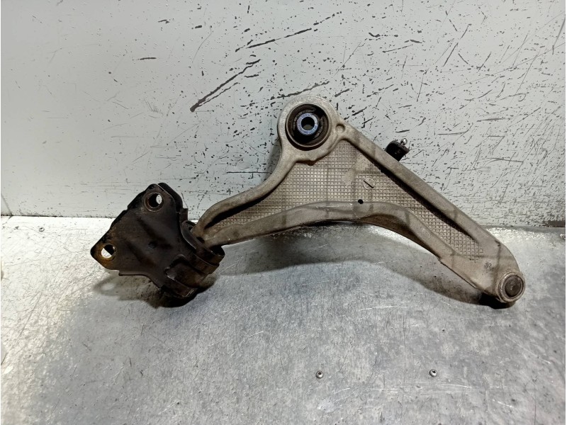 Recambio de brazo suspension inferior delantero izquierdo para ford mondeo lim. 1.5 ecoboost cat referencia OEM IAM 060378G  