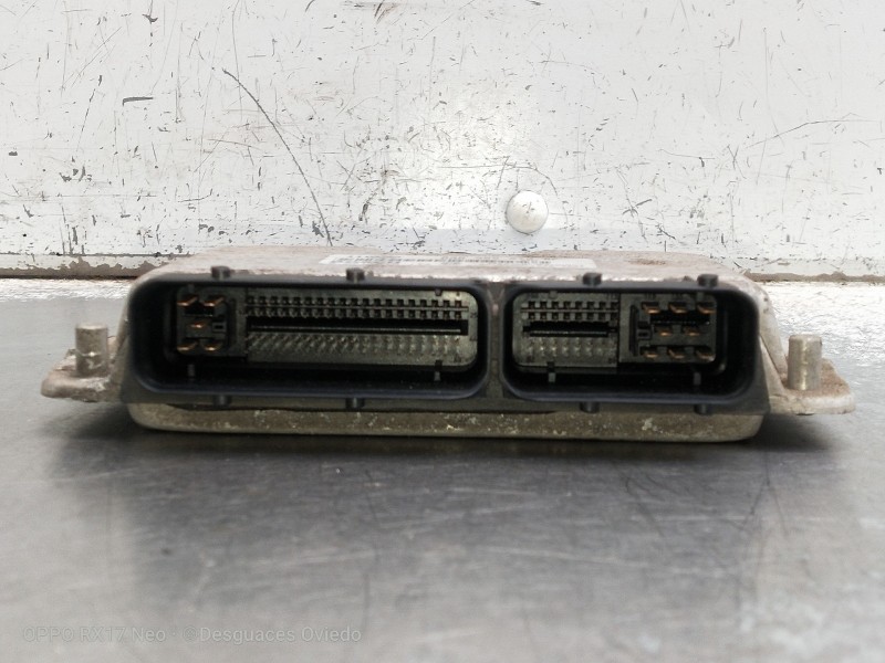 Recambio de centralita motor uce para volkswagen golf iv berlina (1j1) conceptline referencia OEM IAM 038906012BF 0281010174 28S