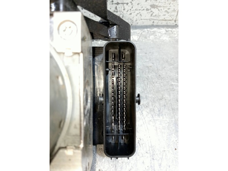Recambio de abs para audi a3 (8vk) basic referencia OEM IAM 10091643263 10062536481. 5Q0614517CG 5Q0614517CG. 10022009984