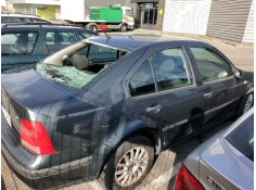 volkswagen bora berlina (1j2) del año 2003 2